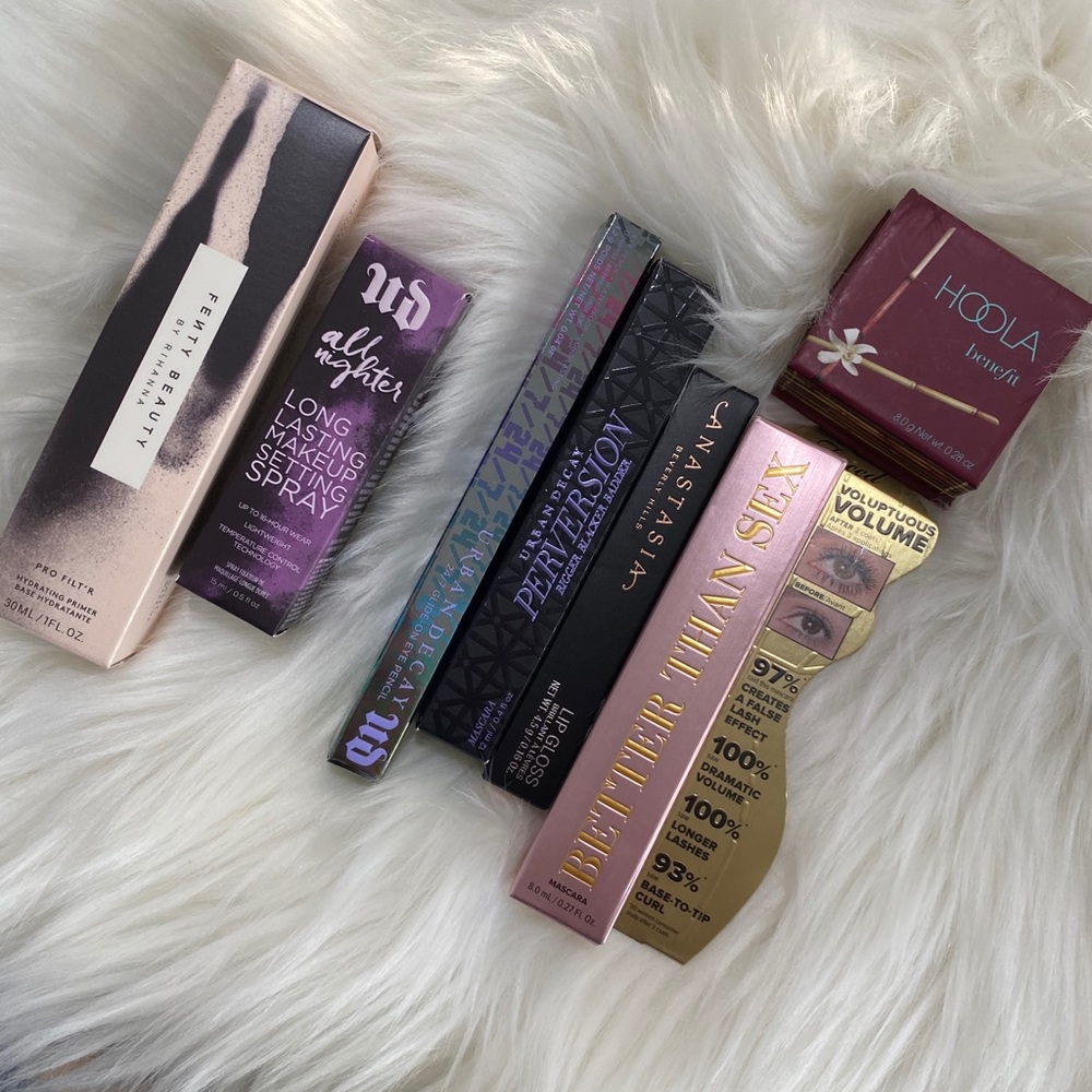 Makeup bundle